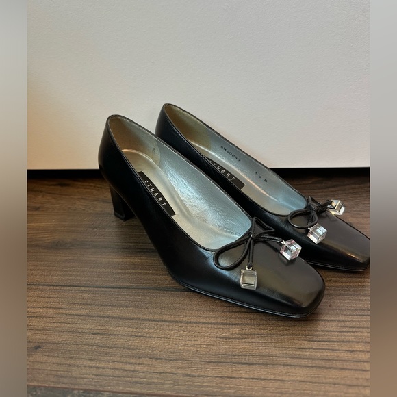 Stuart Weitzman Square Toe Block Heel Pumps w/ Bow (Size 5.5) - Picture 4 of 15